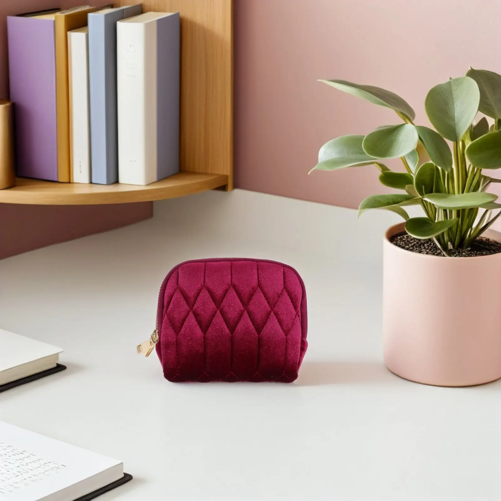 旅行用ジュエリーオーガナイザーポーチ。サイズは51x45インチ。多層構造で、ファスナー付きの仕切りが付いており、指輪、イヤリング、ブレスレットなどを安全に収納できます。