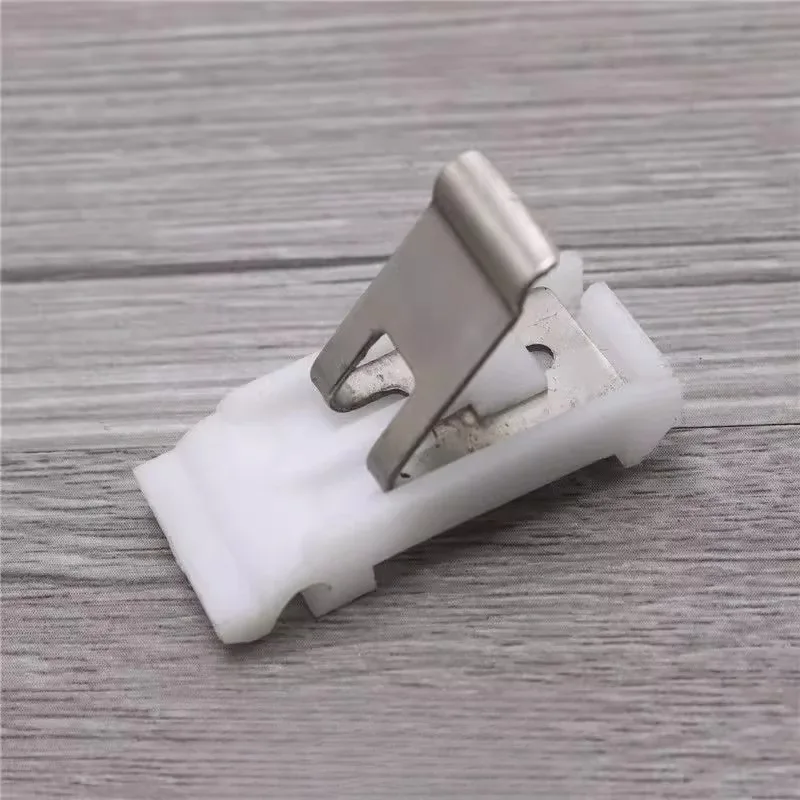 Fuel Tank Door Filler Cap Spring for Geely Emgrand Golden Eagle Panda SC7 Vision X6 Sea King Kong Automobile Part Brand New
