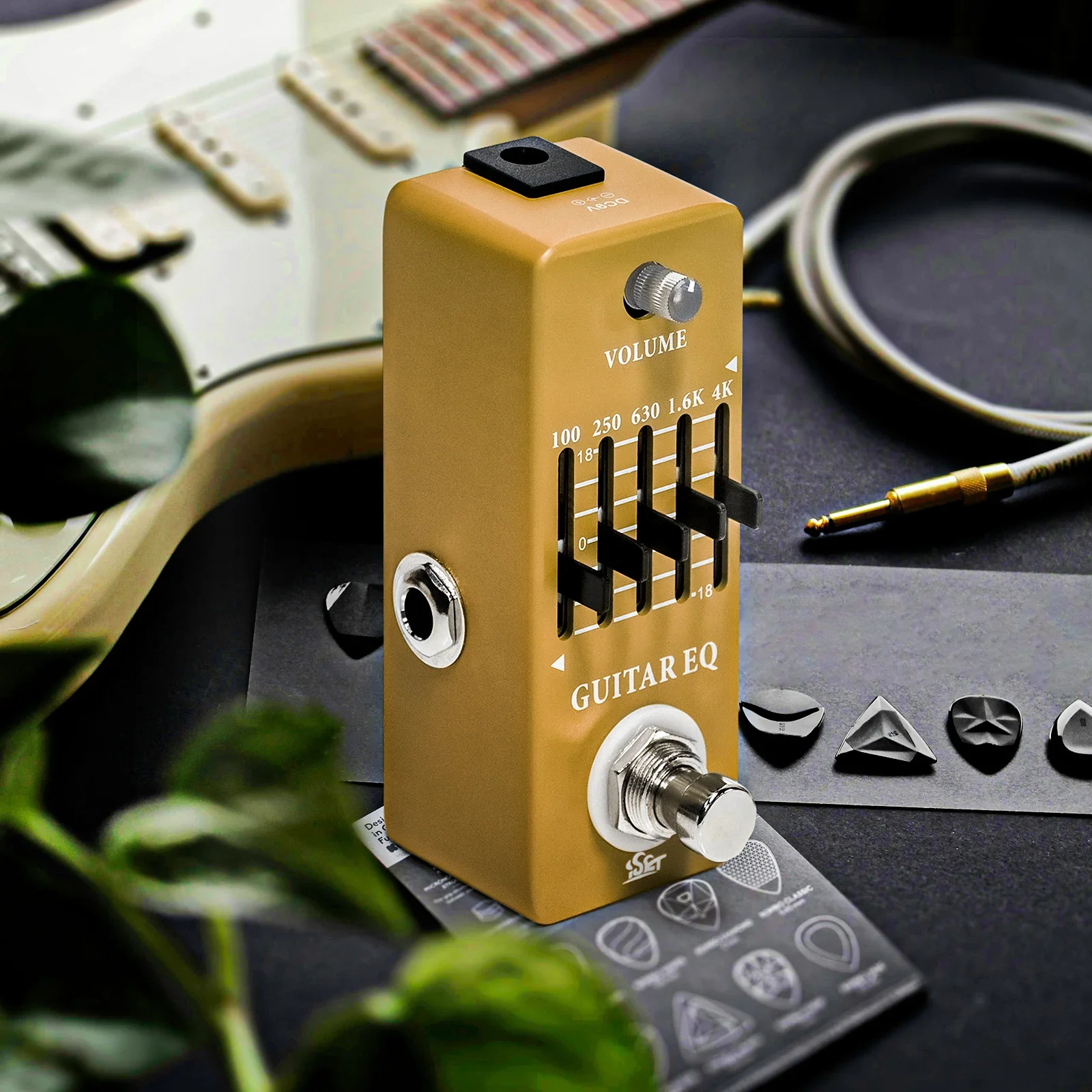 ISET Electric Guitar Effects Pedal True Bypass Compressor/Fuzz/Overdrive/Distortion/Flanger/Booster Effect Pedal Guitar Part