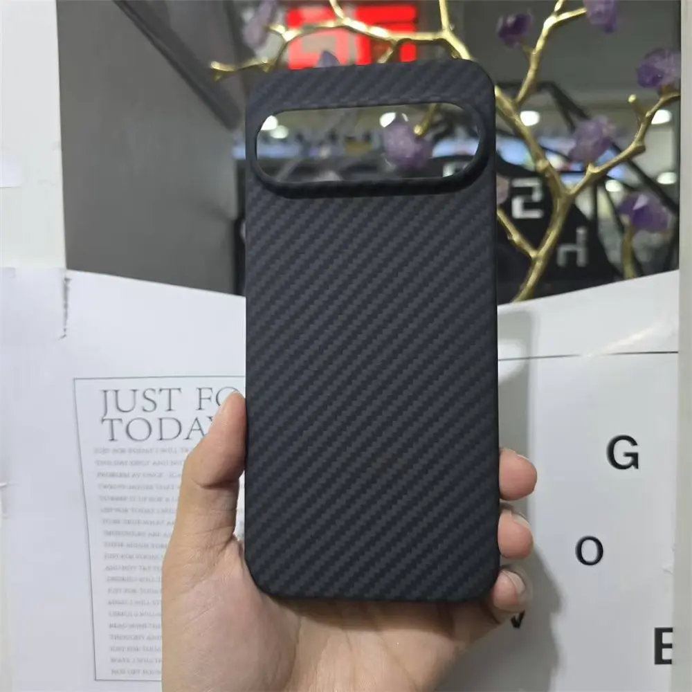 

Тонкий чехол из настоящего арамидного углеродного волокна для Google Pixel 10 Pro XL, противоударный жесткий чехол