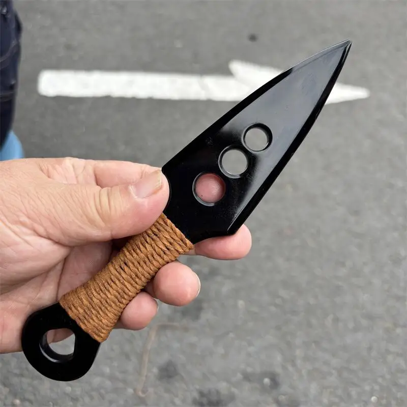 

Натуральный черный обсидиан, резьба, статуя, полированная исцеляющая фигурка фэншуй, украшение для дома, подарок, 1 шт.