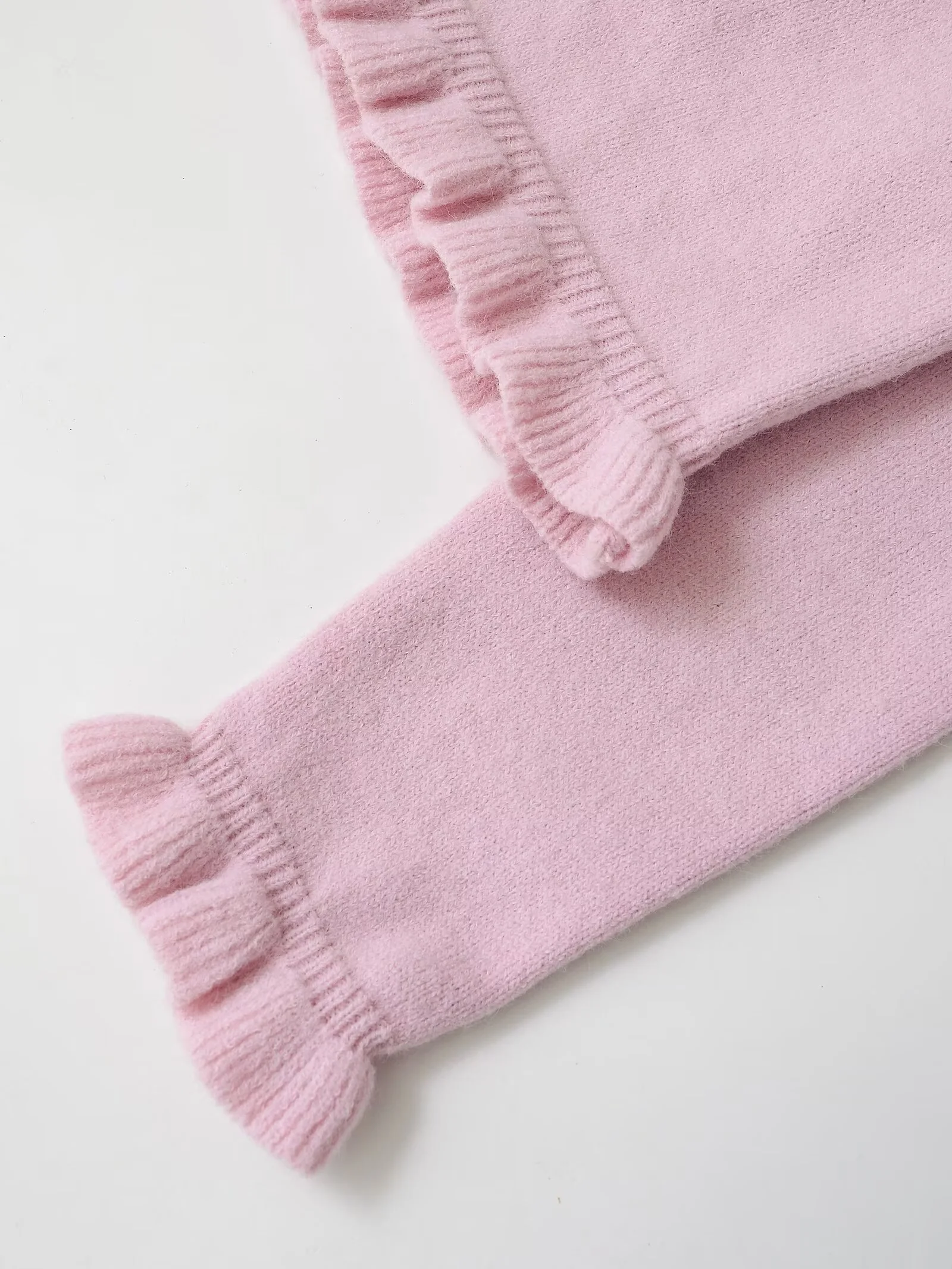 Nowa damska kurtka dzianinowa na jesień 2025, casualowa, modna, prosta, warstwowa, ozdobna, z okrągłym dekoltem i długim rękawem.