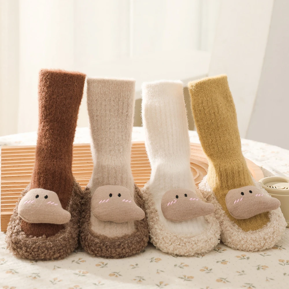 Baby Winter Plush Fluffy Shoes Walkers Toddler Sock Children Booties Flats Cribs Barefoot Shoes Newborn Girl Boy Baby Item Stuff