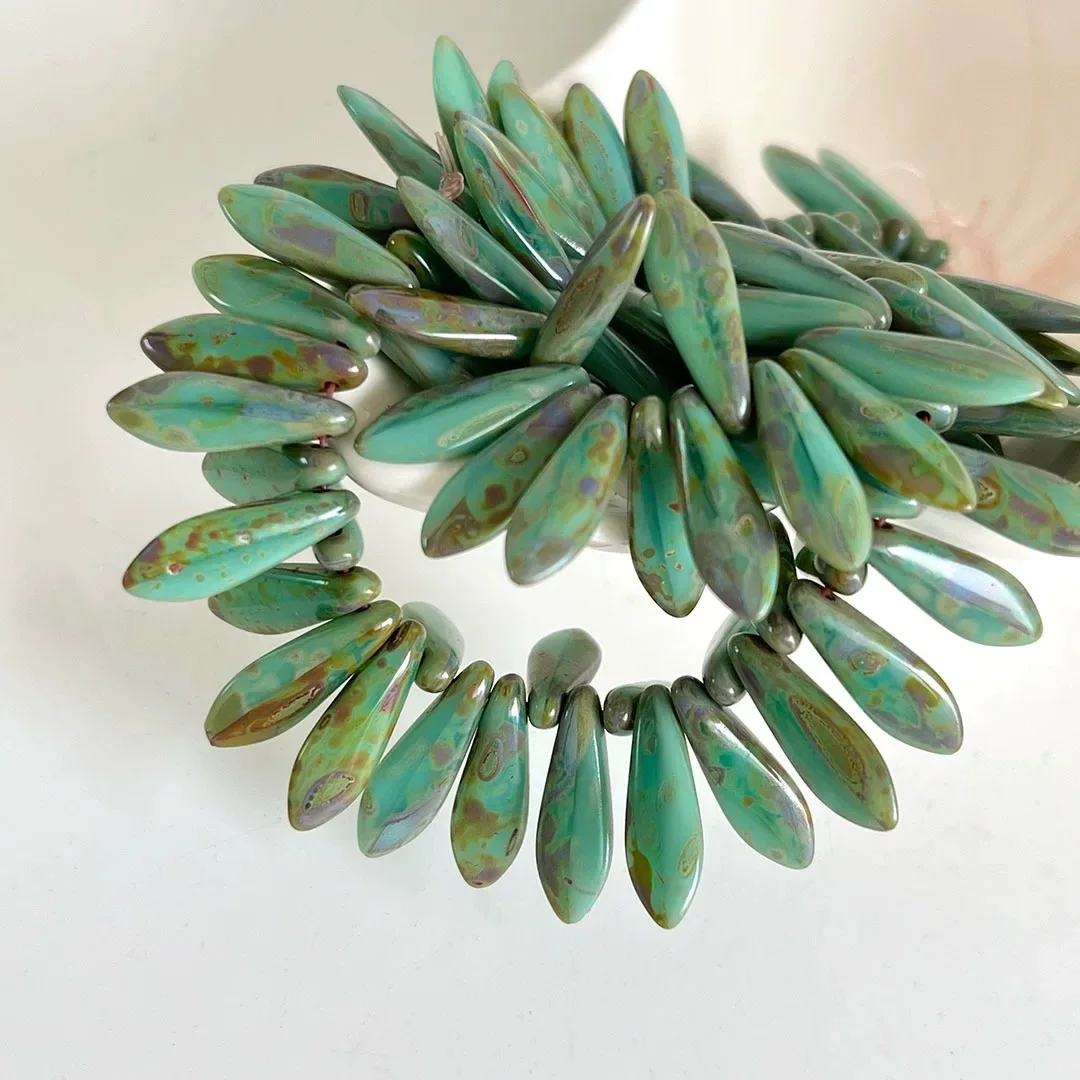 

15pcs 5*16mm Handmade Glass Beads Bracelet Necklace Earring Scatter Pieces DIY Semi-finished Production