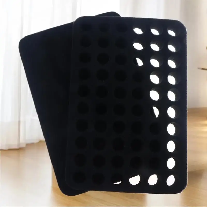 وسادة إسفنجية مكونة من 60 فتحة مع مقسم قابل للإزالة، مناسبة لزجاجات طلاء الأظافر أو الزيوت العطرية سعة 15 مل / 10 مل