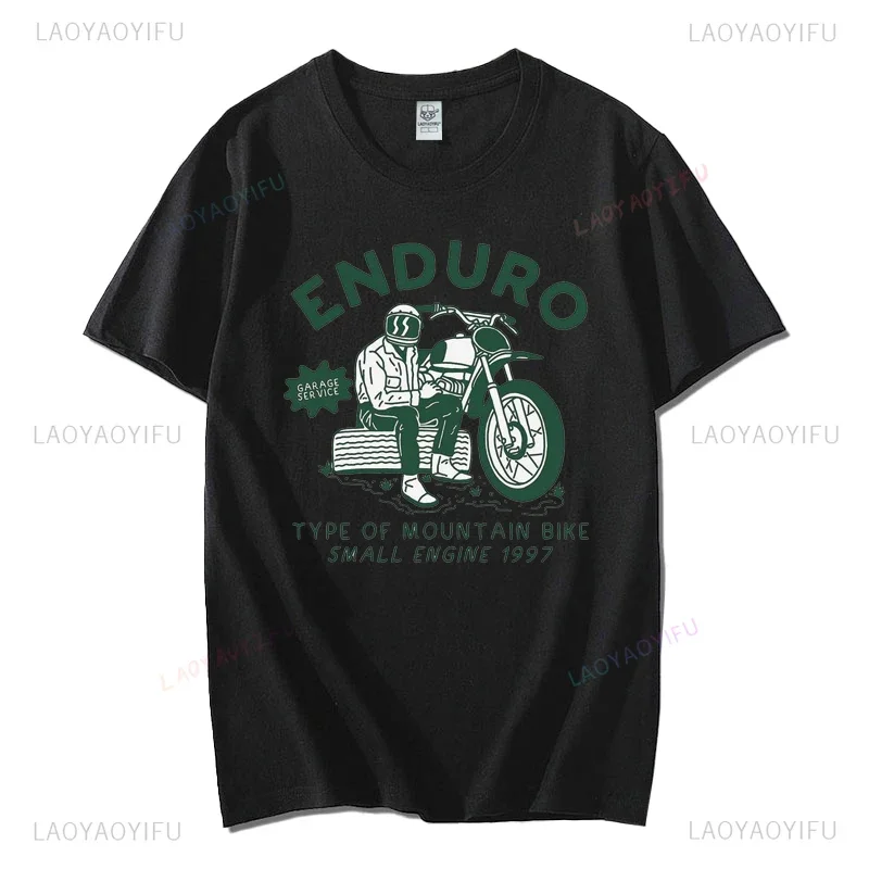 الكلاسيكية سوبر شبل C50 دراجة نارية طباعة الرجال تي شيرت اليابانية دراجة نارية الجرافيك التي شيرت عالية الجودة القطن قصير الأكمام تيز