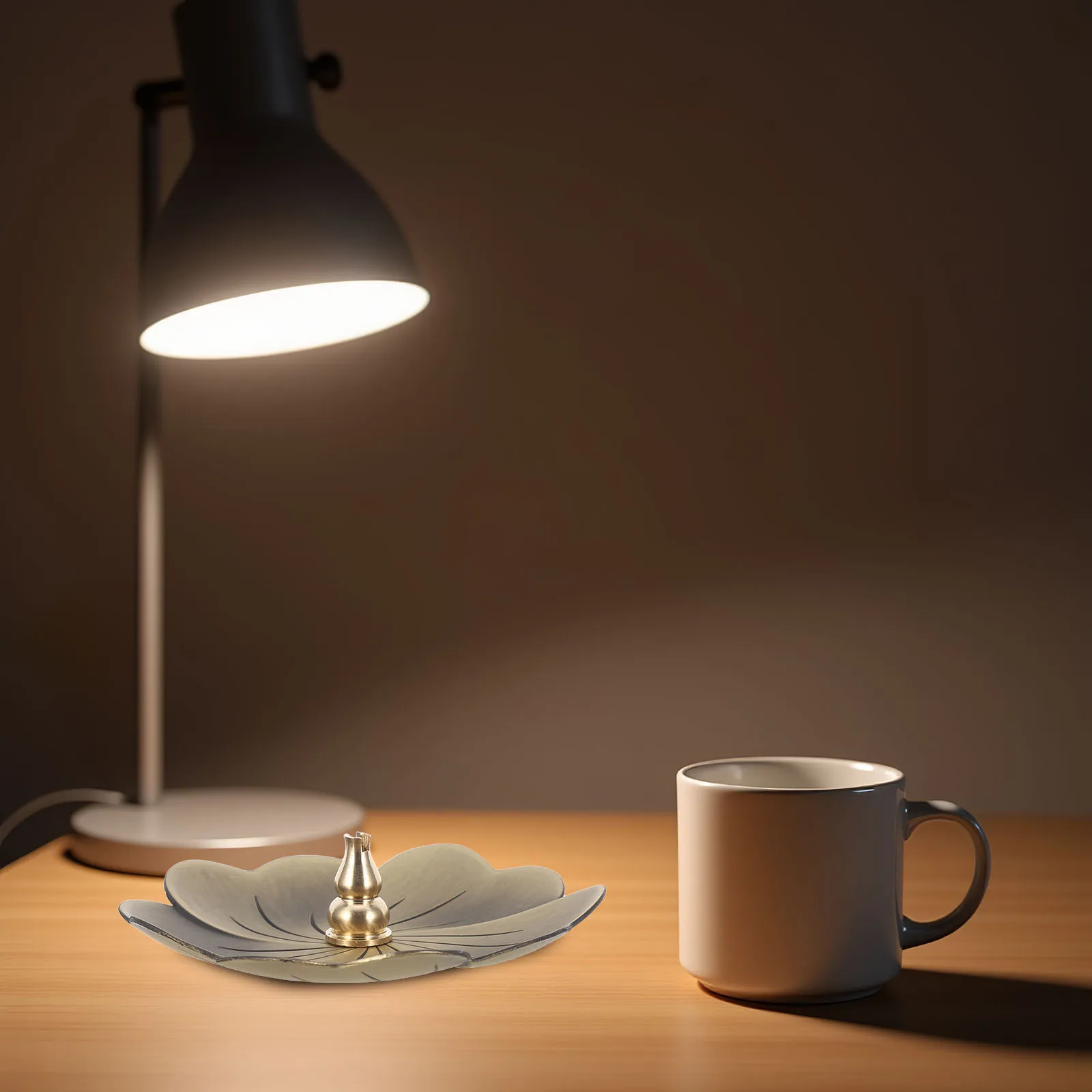 

2Pcs Reusable Incense Holder for Sticks Elegant Gourd Shaped Ash Tray for Home Office Decor Insence Holder Smudging Ash Plate