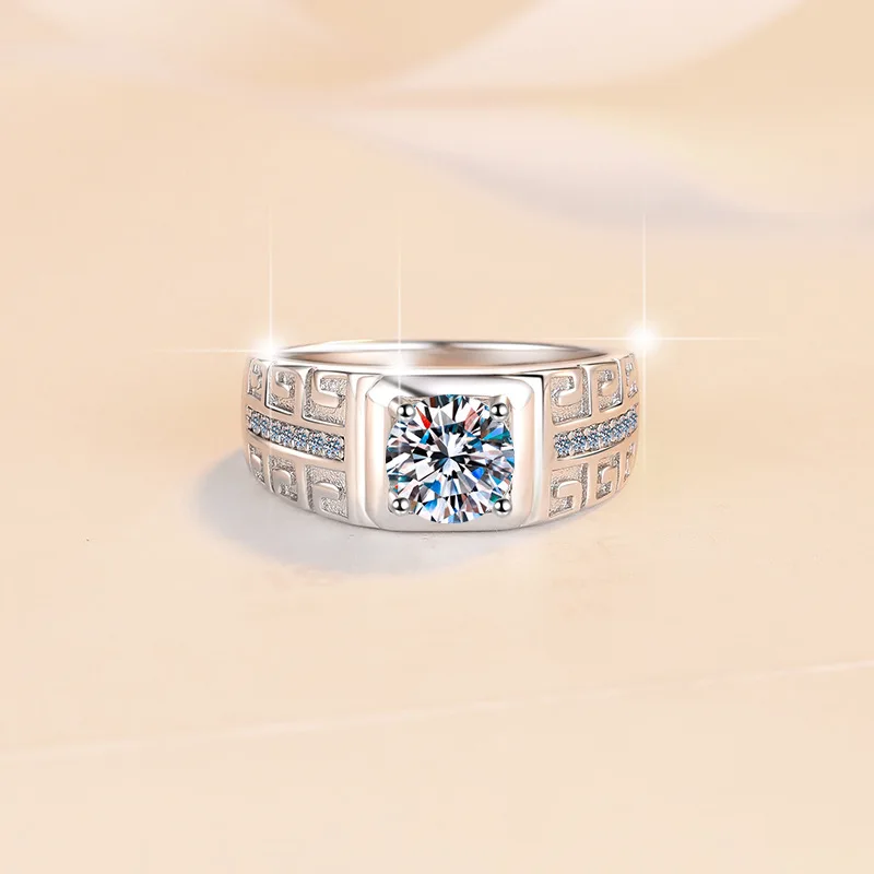 Vintage Pattern Ring PT950 Platinum 1CT Moissanite Men's Contrast Texture Business-Appropriate Tasteful Gift