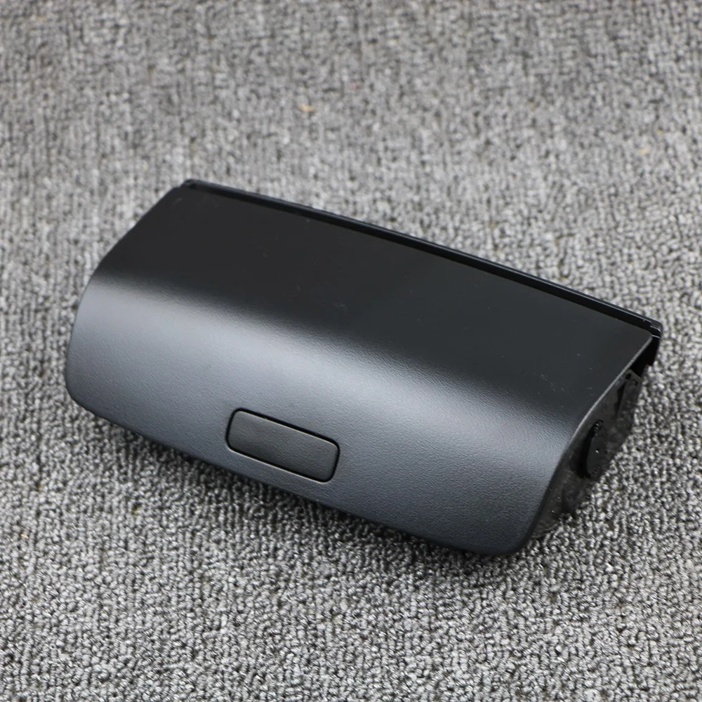 

1K0868837 Black Sunglasses Box Case Car Glasses Storage Box Case Holder For VW Golf MK5 MK6 Tiguan Jetta MK5 Passat B6 CC