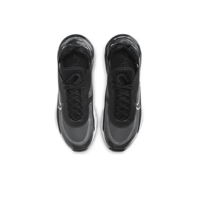 나이키 에어맥스 2090 빈티지 로우탑 캐주얼 런닝화 남성용, 블랙 및 실버 색상.