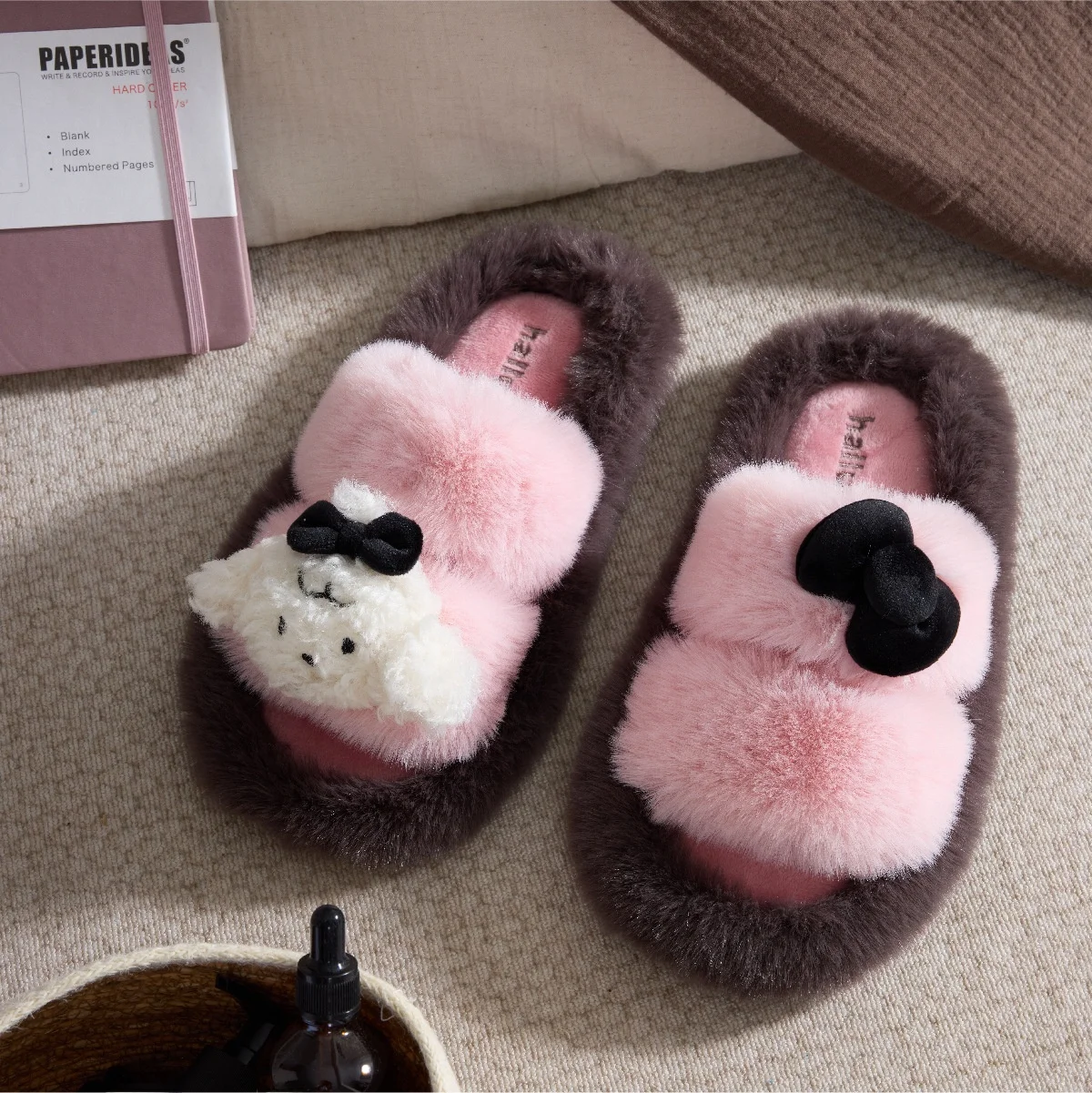 

Adorable Cartoon Dog Bow Tie Color Blo Plu Slippers Indoor Home Anti-Slip Slippers for Girls Autumn Winter Home Use Slippers