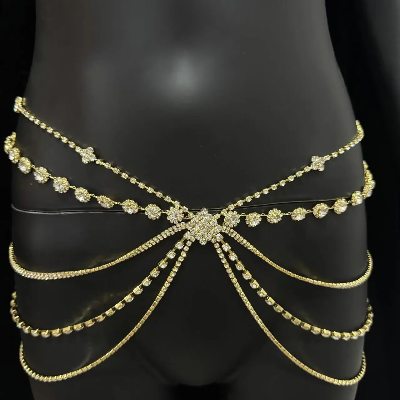 سلسلة أنيقة من حجر الراين قابلة للتعديل مكونة من قطعة واحدة مع طراز قديم، تتميز بتصميم زهرة لامعة، ومناسبة للحفلات #4