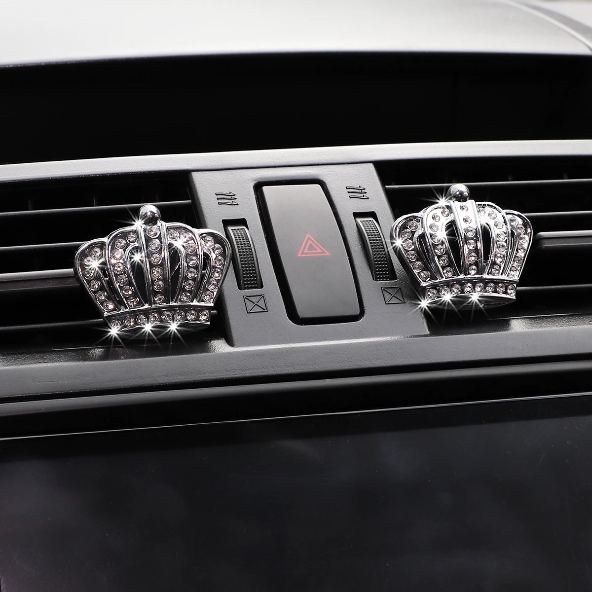 2 car air vents decorated with scented metal crown with diamond Blingbling pair of car interiors for men and women
