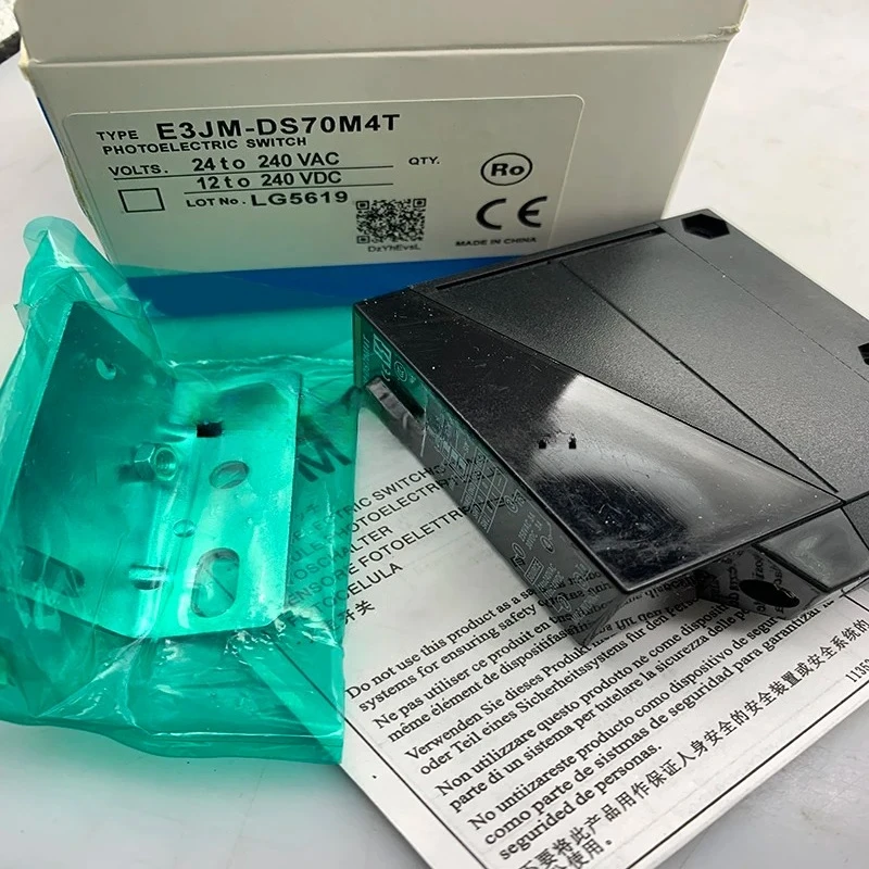 E3JM Series Photoelectric Sensor E3JM-R4M4 E3JM-R4M4-G E3JM-DS70M4-US Original