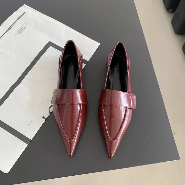 2024 Fashion Pointy Women\'s Spring New Flat Shoes PU Leather Shallow Mouth Slip-on Women Shoes Casual Comfortable and Light