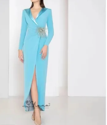 

customized Elegant Satin Dubai Arabic Wedding Mother Dresses with Feathers Long Blue Evening Dresses 2025 Formal Prom Party Gow