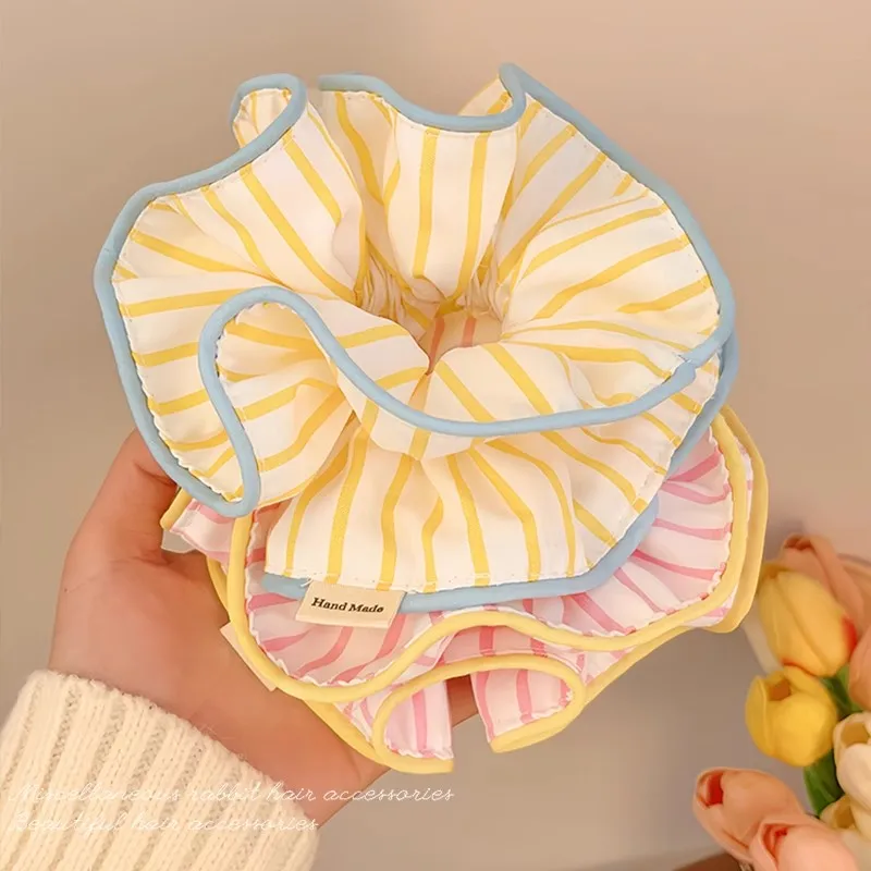 Thumbnail 3 - #13 Cheap Scrunchie Hair Ties Worth Buying