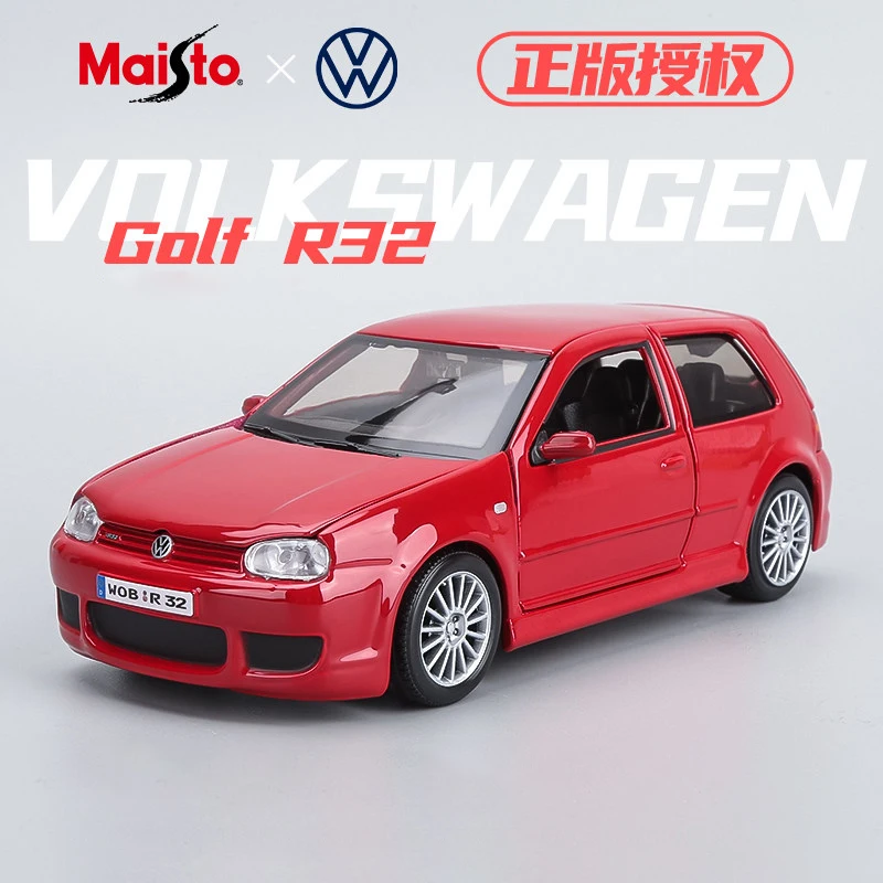 Maisto-Coche de aleación para niños, vehículo de juguete a escala en miniatura, VW Golf R32 modelo Volkswagen, 1:24