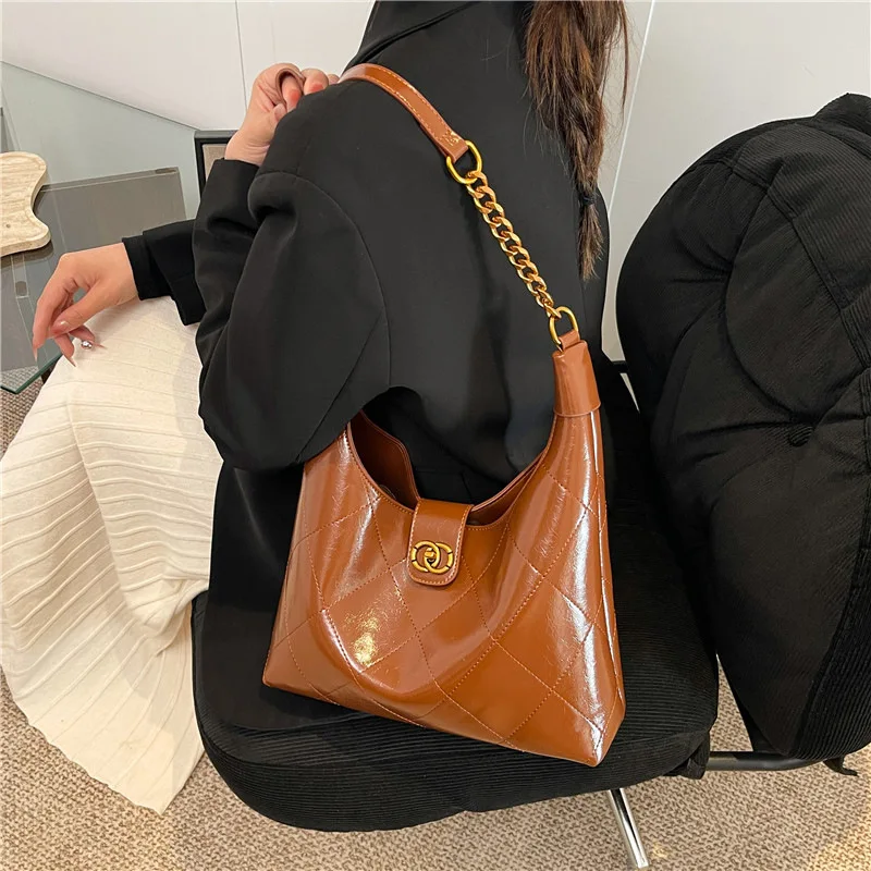 

Глянцевая стеганая сумка-ведро 2025 года, женская сумка через плечо с цепочным ремнем, структурированная рабочая сумка, роскошная винтажная сумка через плечо ​