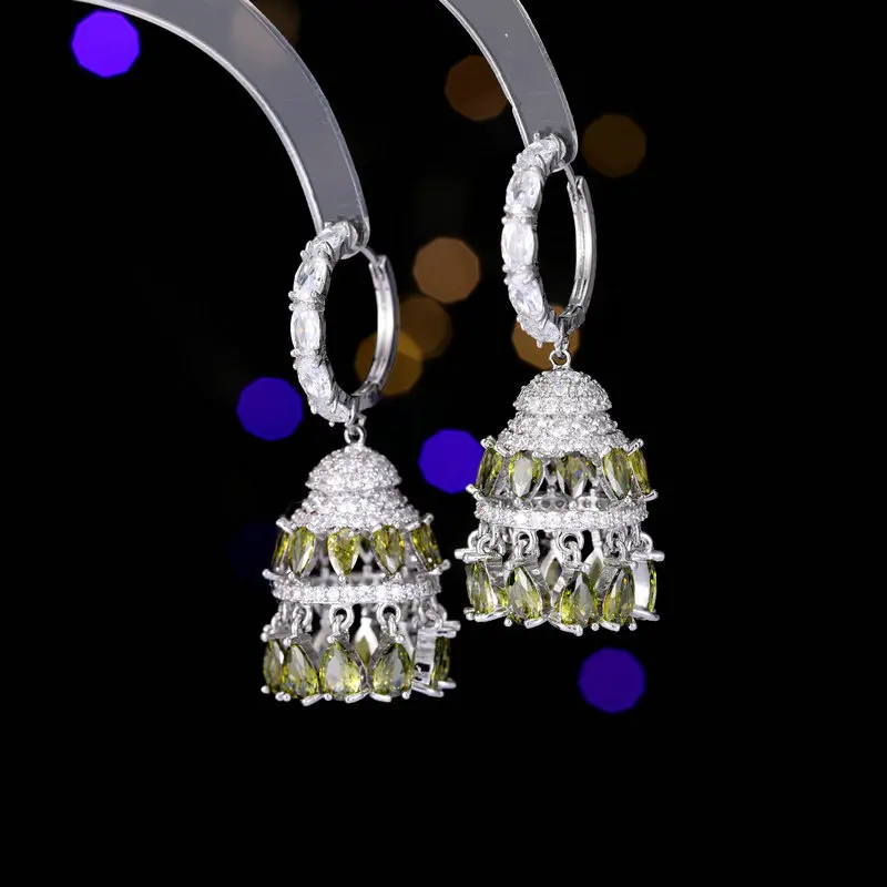 Bell Tassel Earrings Luxury Palace Style Zircon Inlaid 3D Wind Chime Clip On Earrings Elegant Women Fashion Jewelry Party Gift