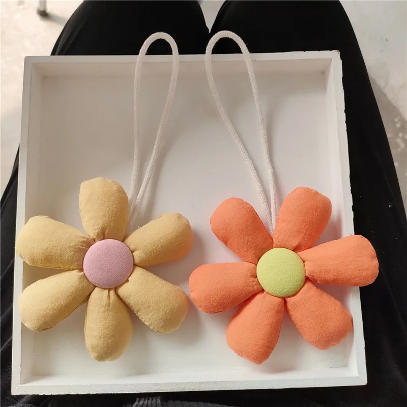 Porte-clés en peluche rembourré pour jolies filles, couleur bonbon, en tissu, fleur, mignon, en forme de fleur, pendentif pour sac à dos, décor de sac