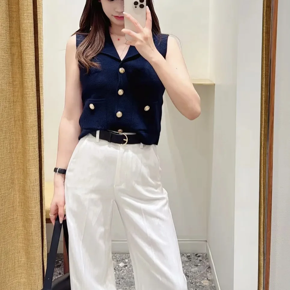 

Fashion Knitted Women's Top Dark Blue Turn-Down Collar Single Breasted Double Pocket Sleeveless Top 2026 Early Spring
