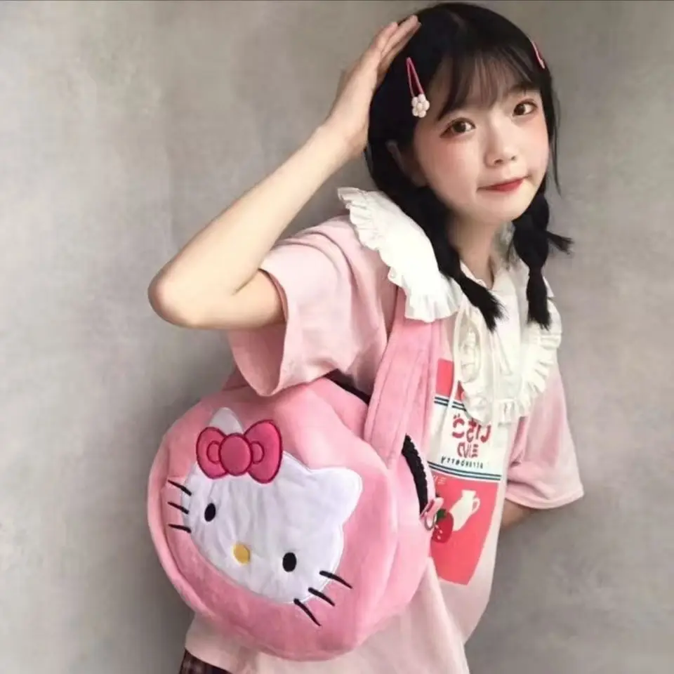 

TAKARA TOMY Hello Kitty Cute Creative Large-capacity One-shoulder Diagonal Bag Plush Student Handbag