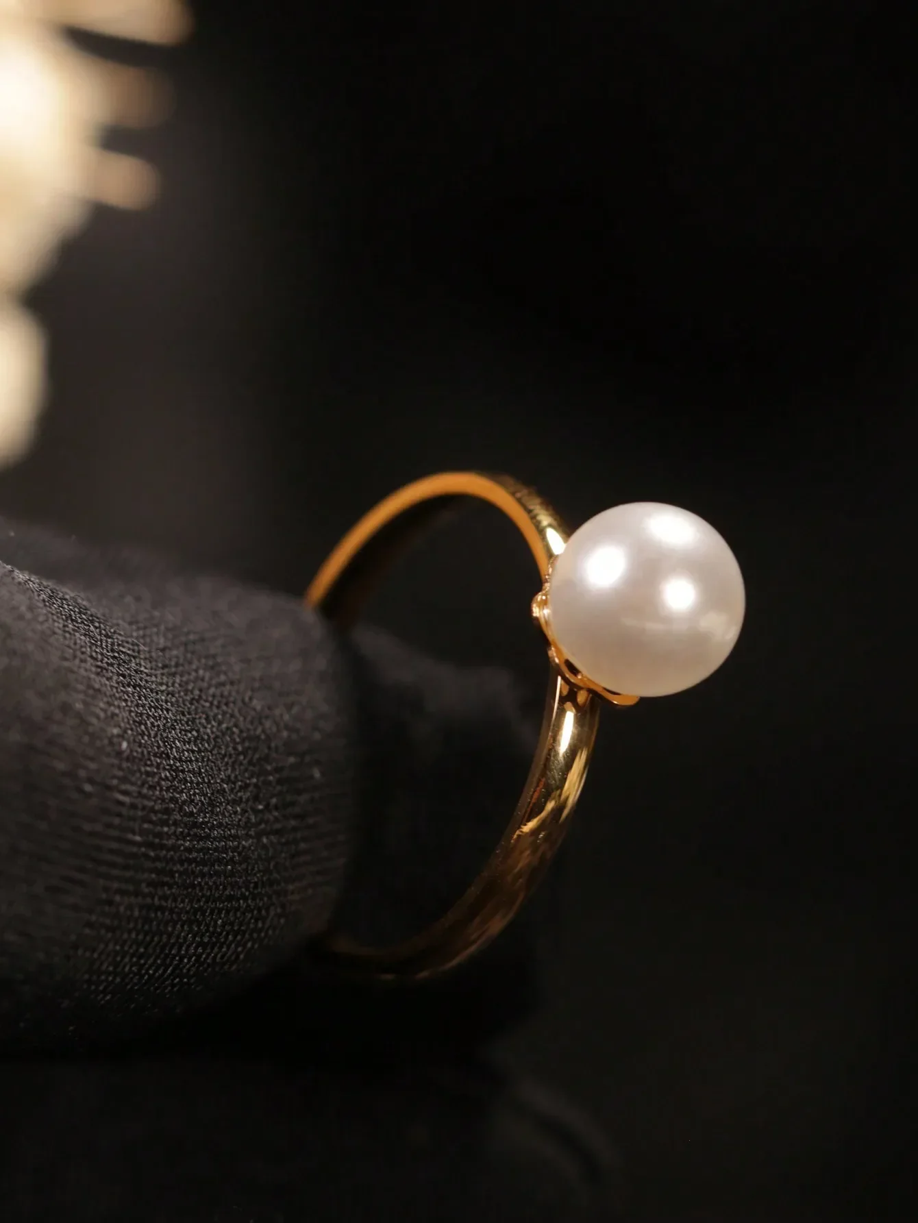 

1pc Stainless Steel 18K Gold Plated Pearl Ring With 1 Faux Pearl, Suitable For Women, Daily Wear, Weddings, Gifts For Mothers
