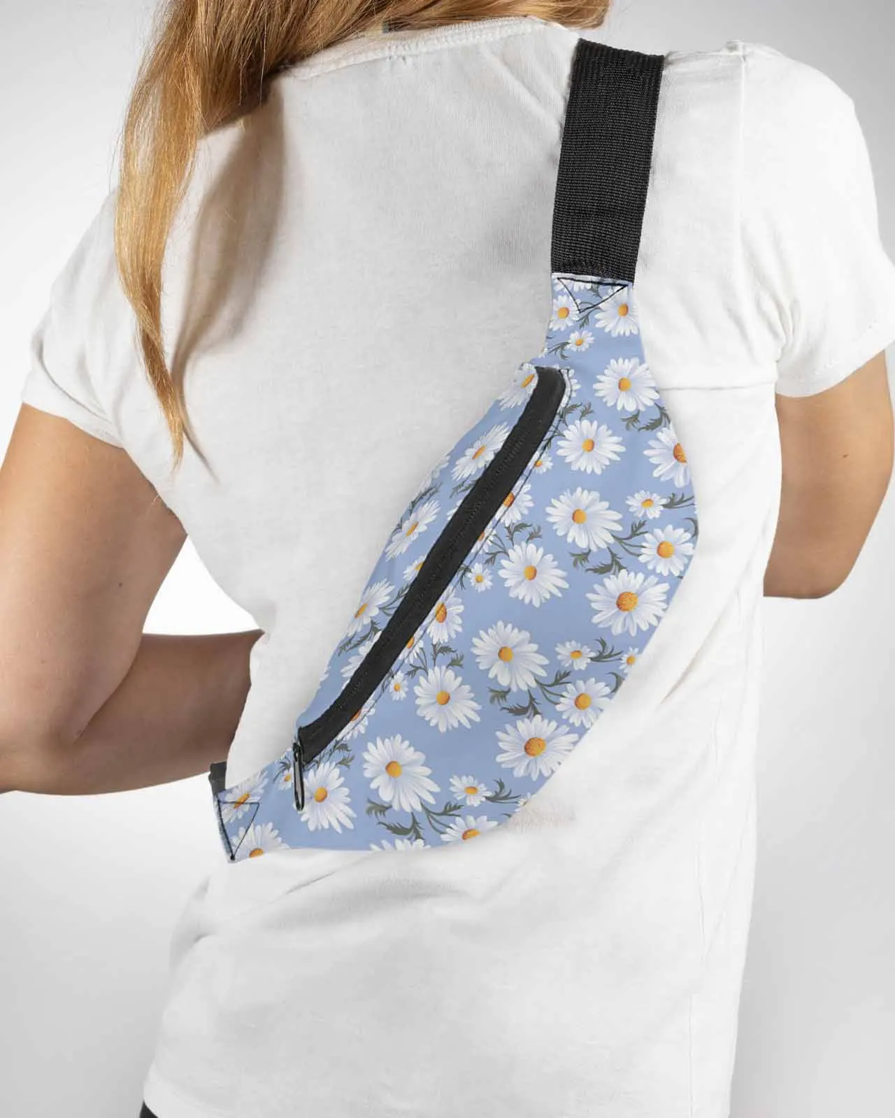 

Hand-Painted Floral Chrysanthemum Minimalist Phone Belt Bag Wallet Pouch Waterproof Waist Bag Fanny Pack for Women Men