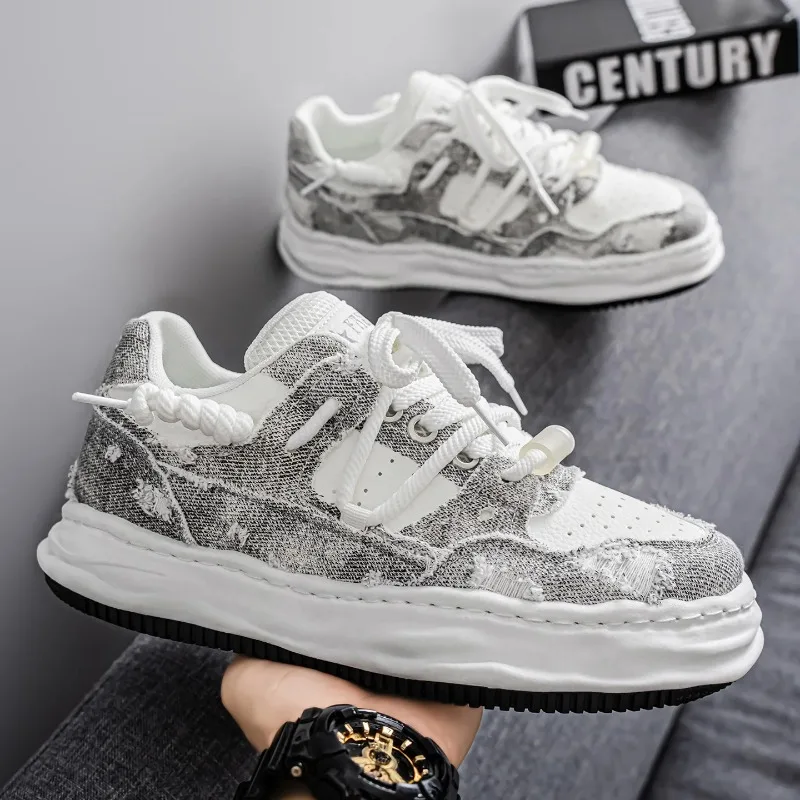 

Comfortable and Breathable Men's Platform Shoes, Anti-slip, Durable, Thick-soled and Height-increasing Casual Shoes