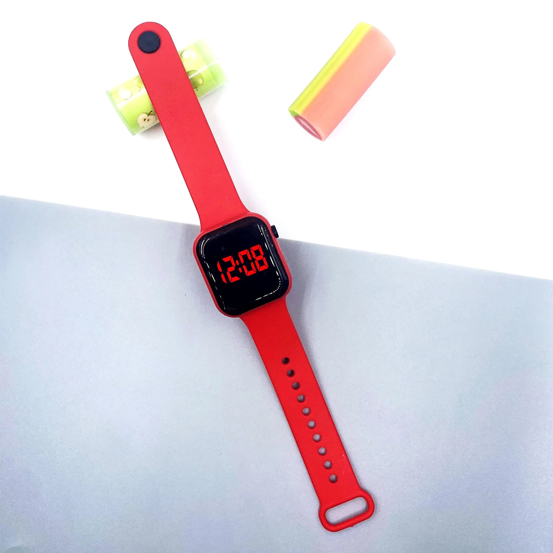 Knop Led Digitaal Polshorloge Sport Elektronisch Horloge Siliconen Rubber Polsband Mode Kinderen Jongens En Meisjes Cadeau