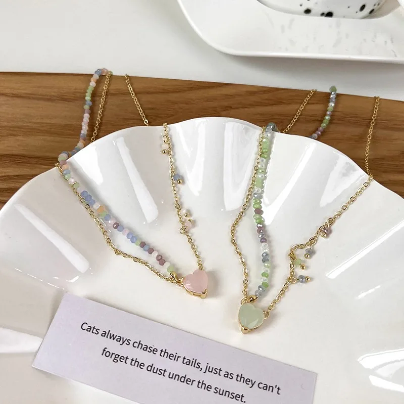 Candy Color Beaded Heart Necklace Sweet Versatile Patchwork Design Choker for Women Premium Lightweight Daily Party Office Wear