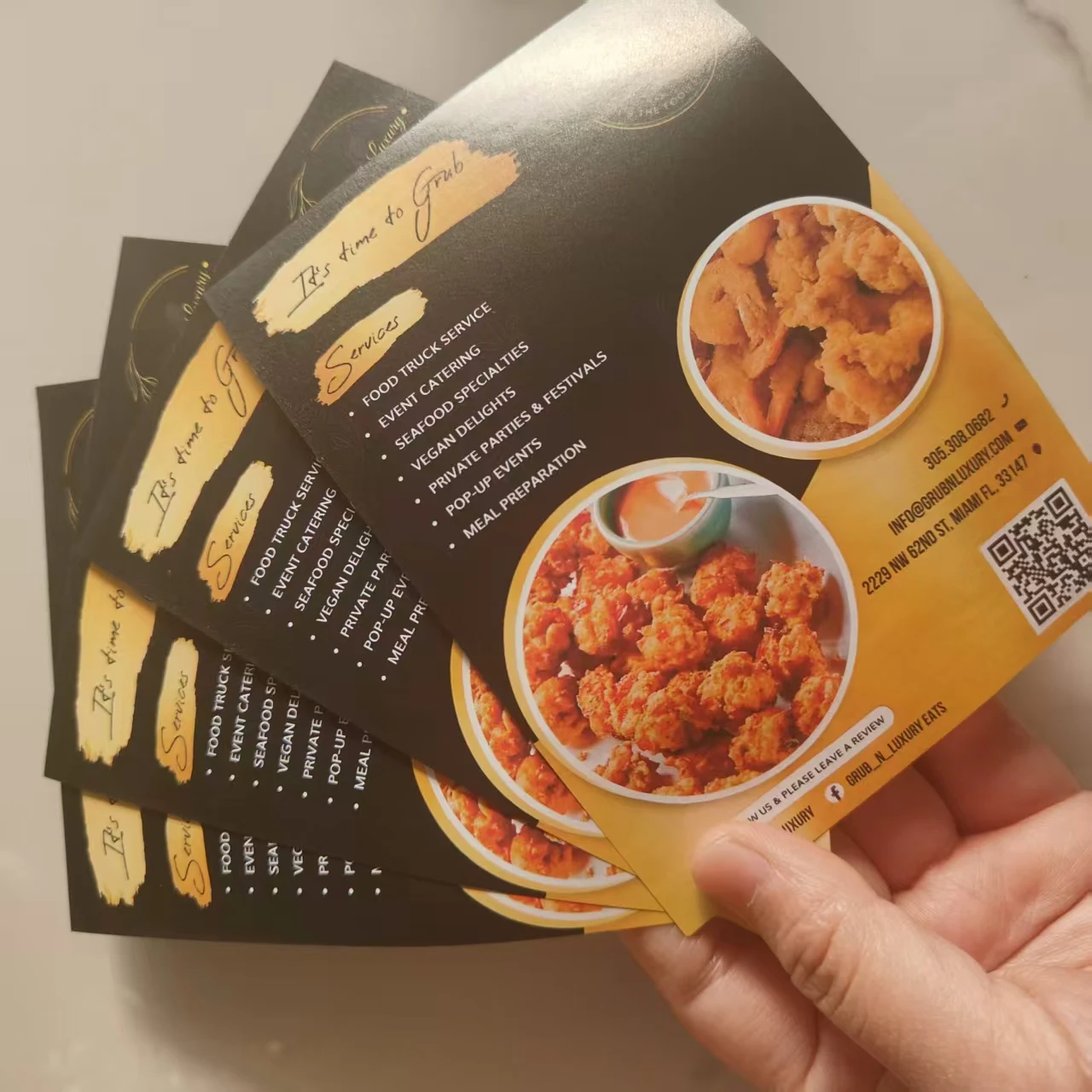 200/300pcs Customized A5 A6 full-color art paper advertising brochure menu/fitness/beauty and hairdressing marketing brochure