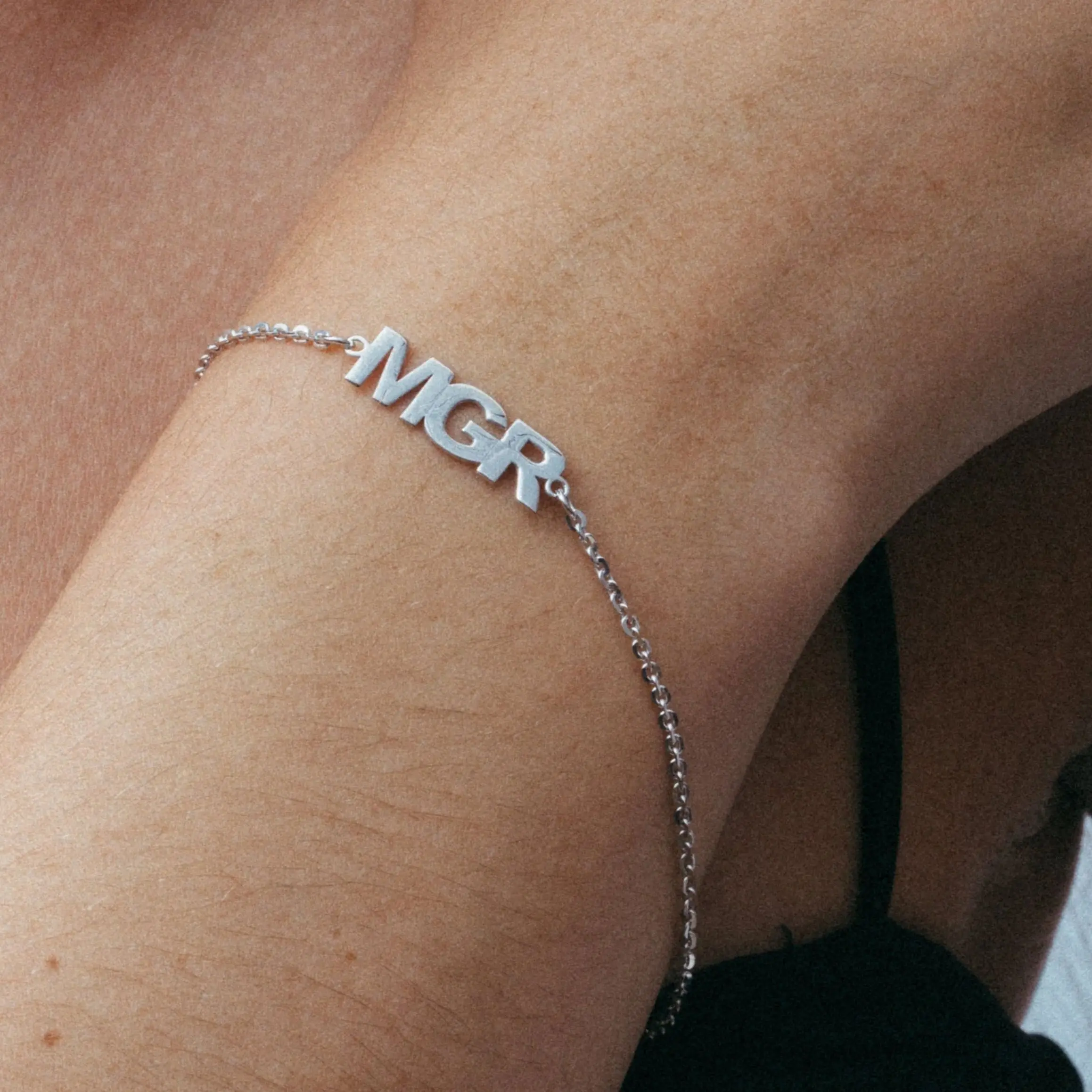 

Customized Stainless steel Bracelet Customized Name Bracelet Personalised Bracelet for Women Luxury Christmas Jewelry Gifts