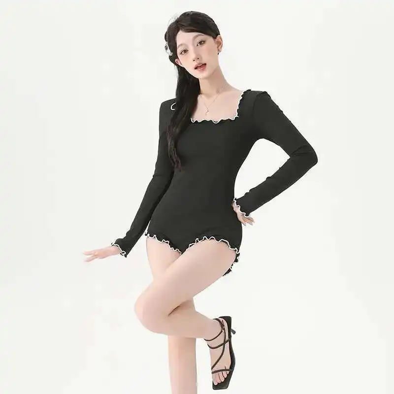 Swimsuit Women 2025 New One-piece Long Sleeved Conservative Black Slimming Cover With Chest Cushion For College Students To