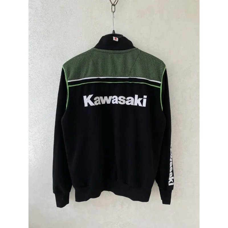 

Рубашки с длинными рукавами для моторов Kawasaki: различные стили с культовым логотипом, варианты черного и зеленого цвета, удобные для любителей мотоциклов