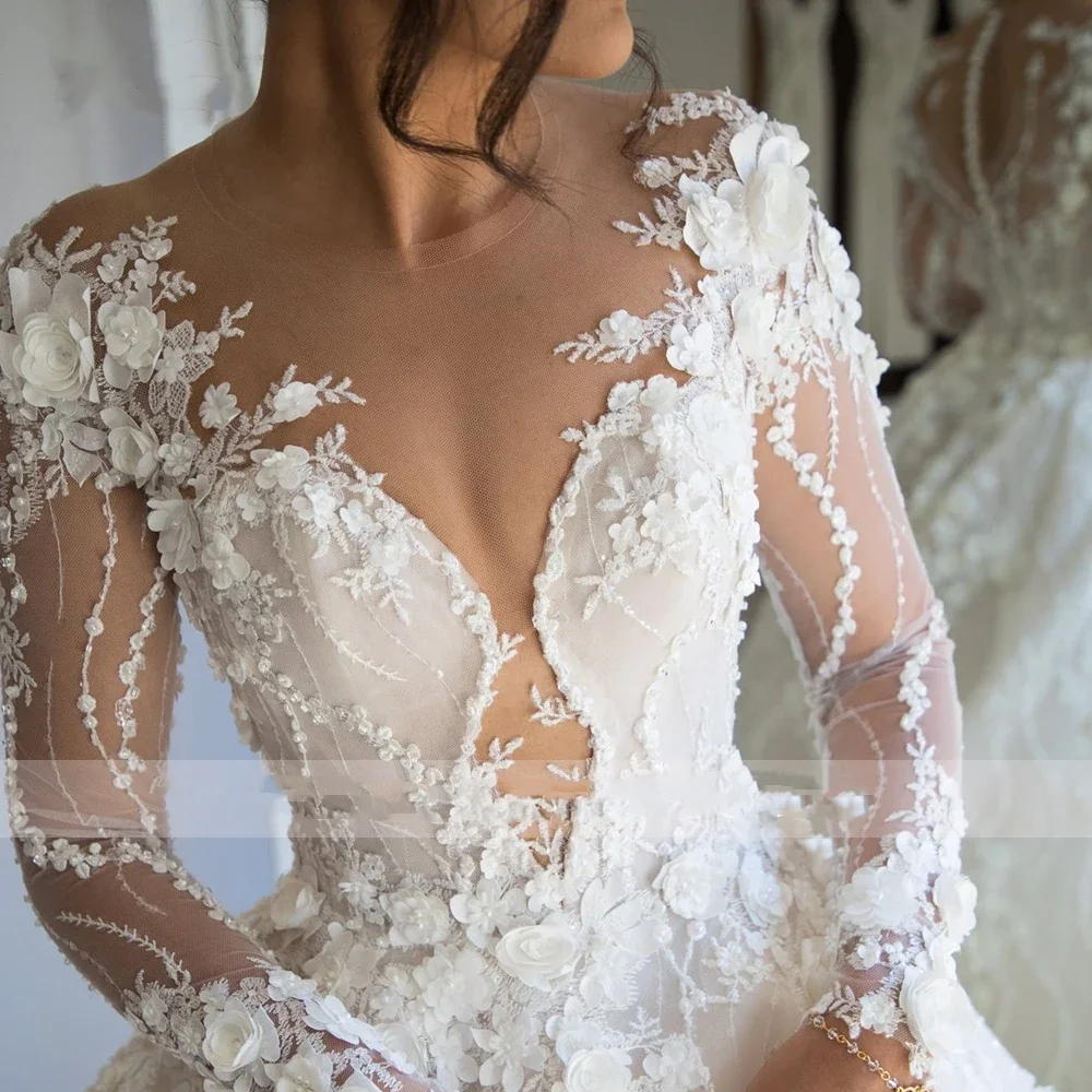 カスタマイズされたセクシーでエレガントな恋人のようなロングスリーブのレースのボールガウンウェディングドレス、豪華な花のチャペルトレイン、ヴィンテージブライダルガウン