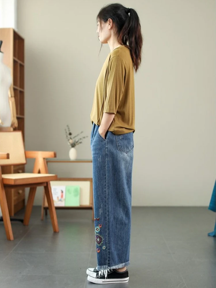 

Comfortable Elastic High Waist Women's Jeans with Ethnic Style Embroidery Loose Fit Cropped Wide Leg for 2026 Fashion Season