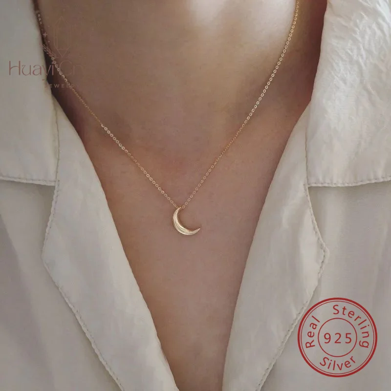 

S925 sterling silver plated 14K gold necklace light plate small moon elegant entry Lux all-match k gold pendant necklace