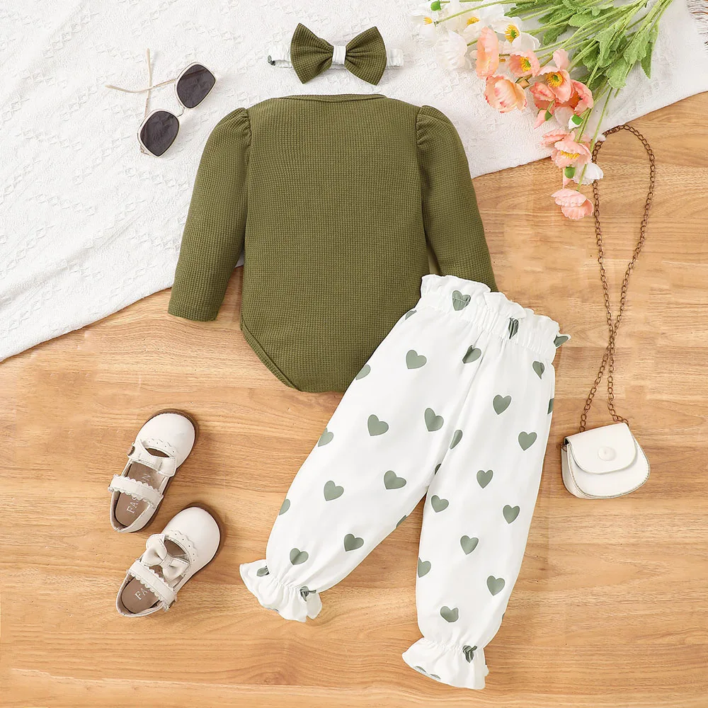 Conjunto de bodysuit monocromático de waffle feminino, arco, calças estampadas com coração, fofas com chocolates, roupas para crianças, outono