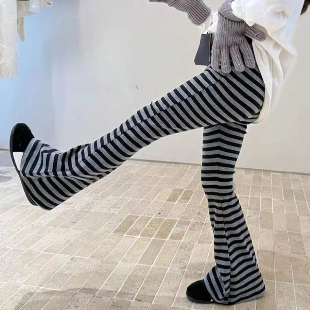 الربيع والخريف الأطفال عارضة زي المألوف الشارع نمط الفتيات الملابس مخطط مطبوعة متوهج السراويل