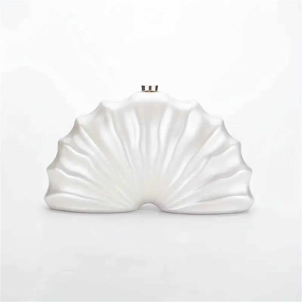 

Female Women Wedding Evening Dinner Party Cute Ivory Pearl Color Shell Handbag Summer New Sea Shell Clutch Bag Acrylic Purse