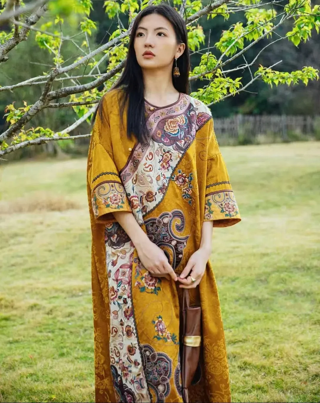 Luksusowy szlafrok wiosenny dl – Embroidery Yellow Dress recenzja i cena