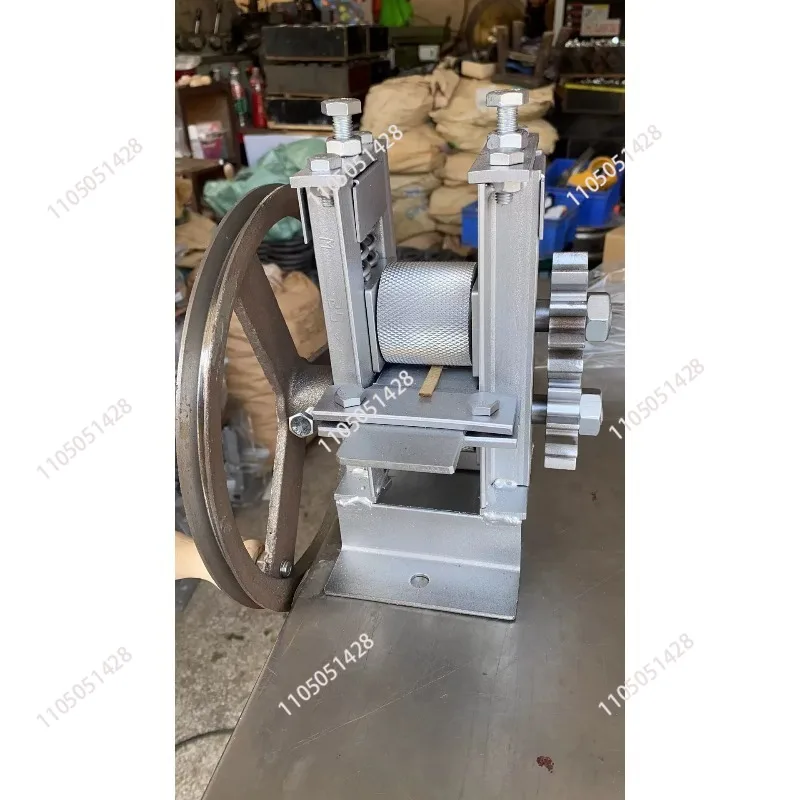 manual-bamboo-strip-splitter-machine-portable-handheld-tool-for-layering-splitting-adjustable-thickness-wood-processing