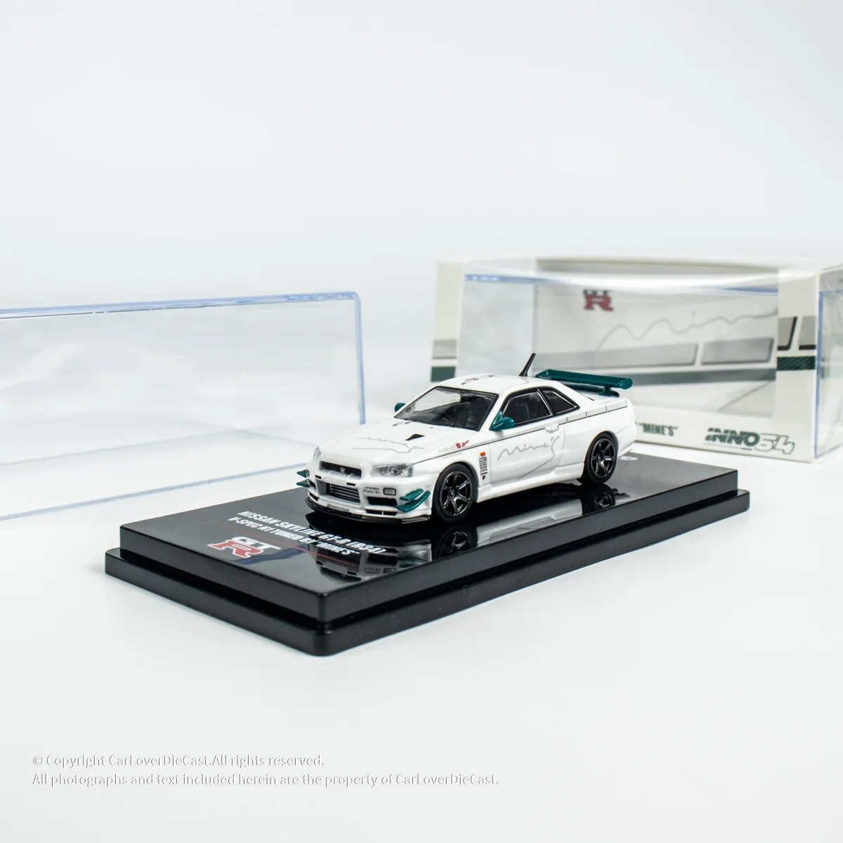 INNO 1:64 SKYLINE (R34) V-SPEC ปรับแต่งด้วยรถโมเดล MINE