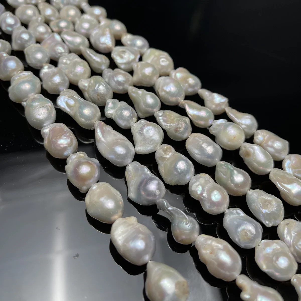 Thumbnail 3 - #12 Trending Freshwater Pearl Necklaces Right Now