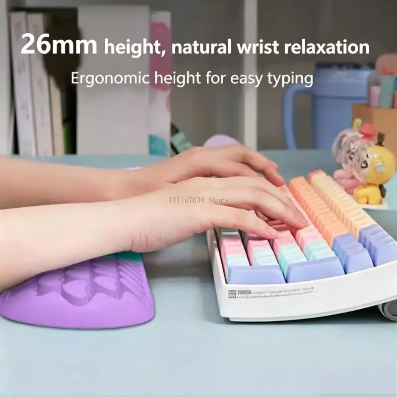  Soft Silicone Heart Shaped rest Pad For Computer Comfortable And Stylish