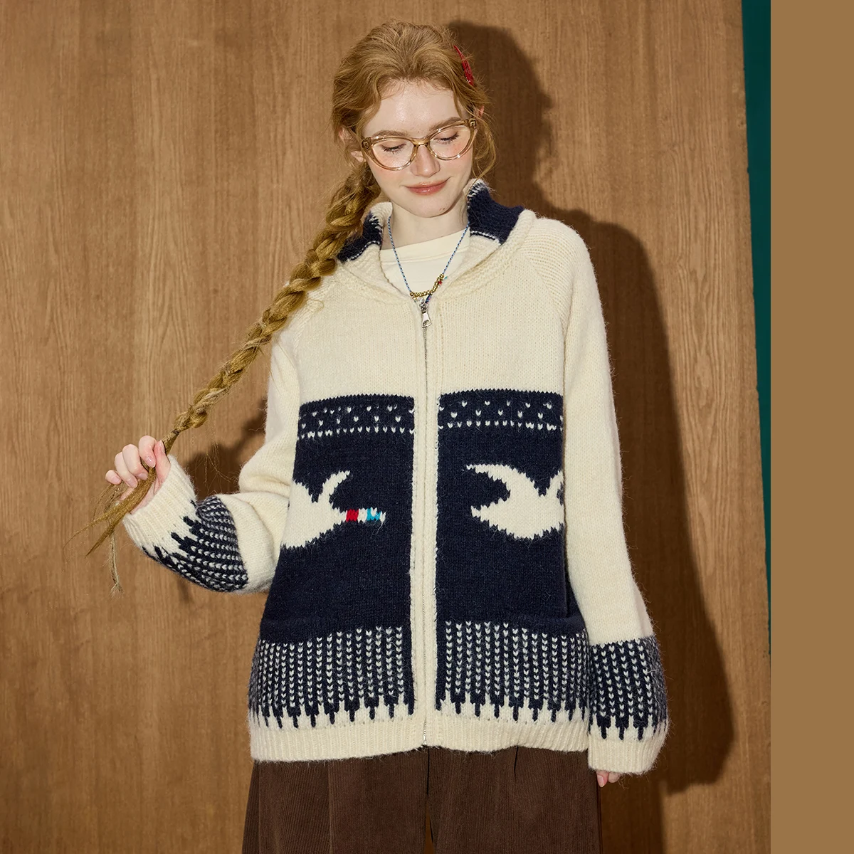 Cárdigan de Jacquard Preppy para mujer, chaqueta de punto Vintage, jersey de felpa suave, abrigo de estilo académico, ropa de descanso relajada, invierno 2025