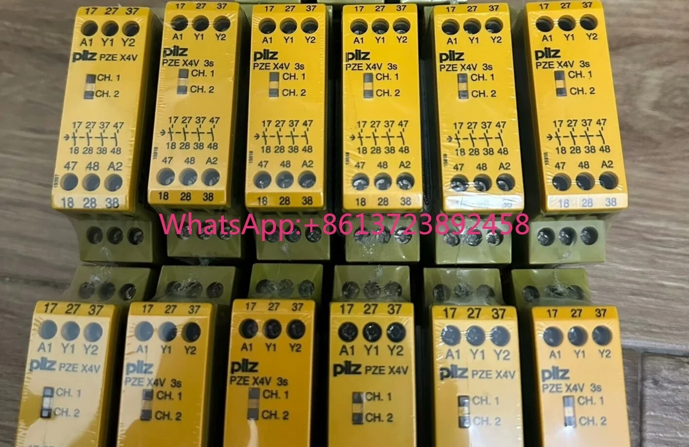 

Pilz 774583 safety relay original in Stock