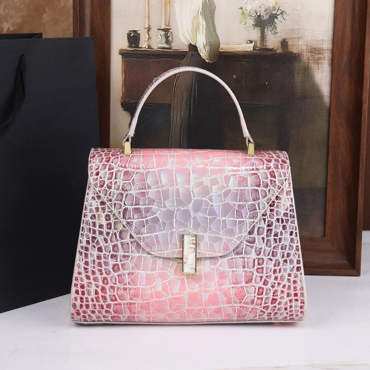 

Trendy Fashion Diaper Bags: Women's Best Large Capacity Leather Tote, Simple Elegant Commuter Bag With Minimalist Vintage Style